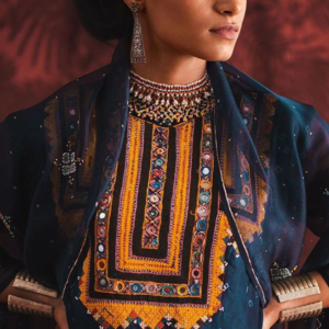 Pure black cotton men T-shirt New